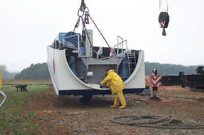 Der untere Teil der Gondel kurz vor dem Anheben